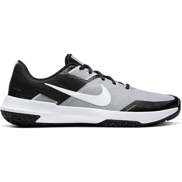 Nike Varsity Compete Tr 3 Mens Training Shoe Black and White Sneakers Size 15 - Picture 1 of 9